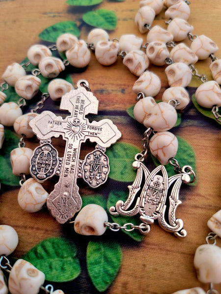 All skulls rosary