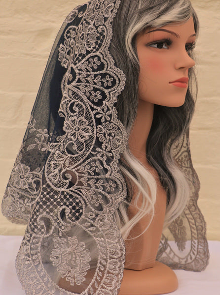 Our Lady of Walsingham Mantilla. - Di Clara Catholic Vestments and Gifts